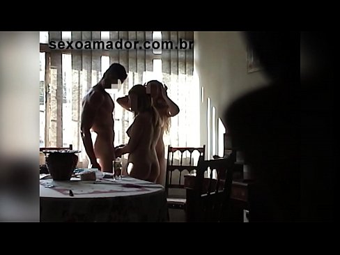 ❤️ Seksualni prijatelji pozivaju divovskog muškarca i trojku s njim Jebeni video na hr.porn-impact.ru ❌️❤