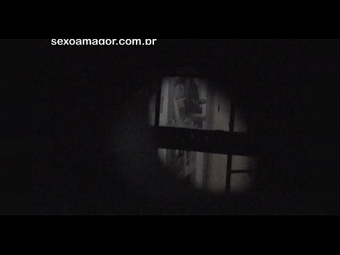 ❤️ Voajer iz susjedstva skriven iza šupljih cigli potajno snima Blondie Jebeni video na hr.porn-impact.ru ❌️❤
